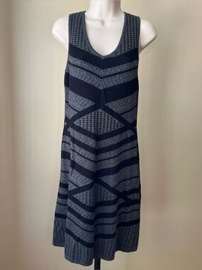 Mossimo Black and Gray Geometric Knit Dress Size M